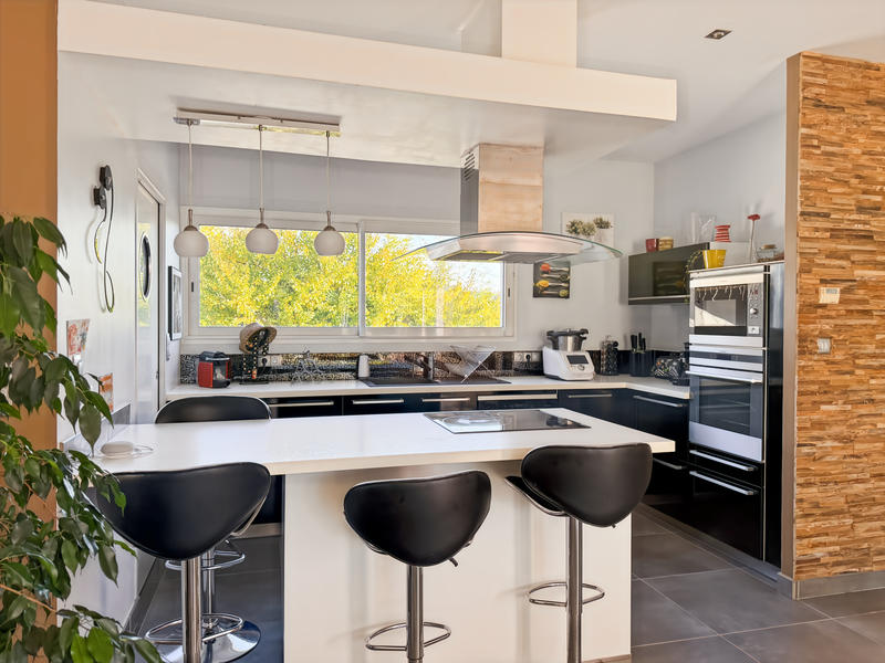 Maison - 136 m² - 5 pièces