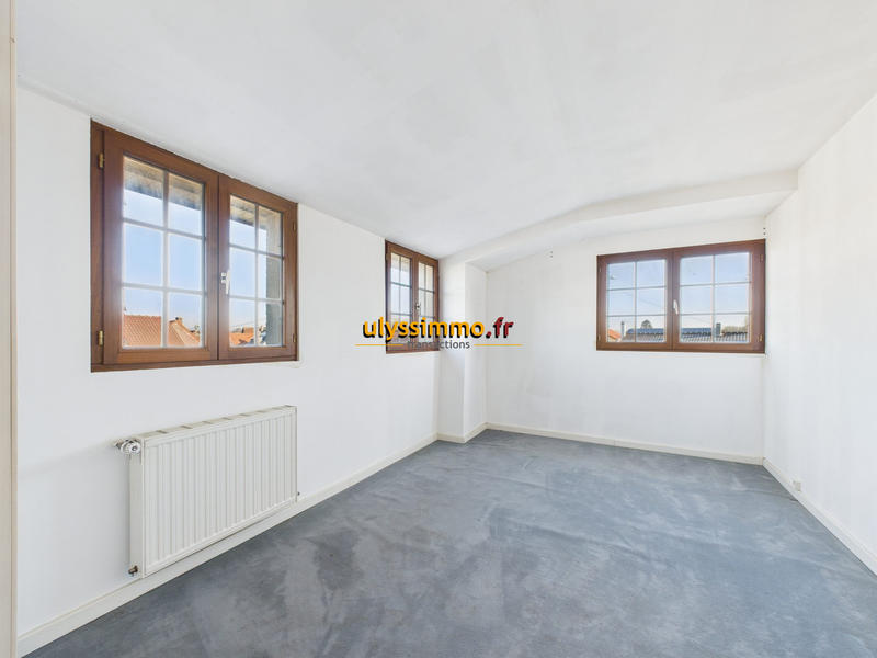 Maison - 138 m² - 7 pièces