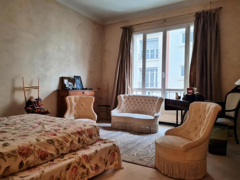 Appartement - 145 m² - 5 pièces