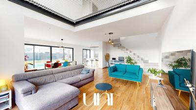 Maison - 178 m² - 6 pièces