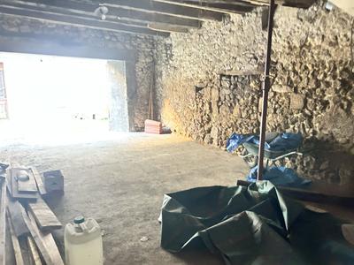 Parking / Garage - 60 m²