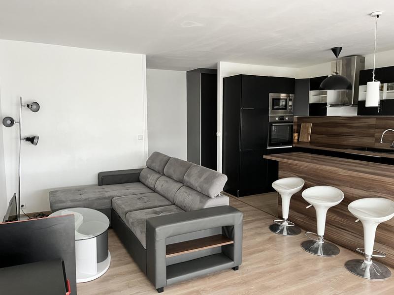 Appartement - 82 m² - 4 pièces