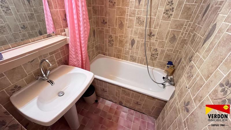 Studio - 24 m² - 1 pièce