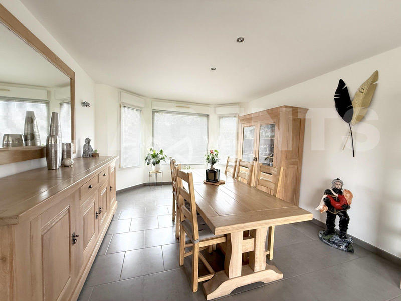 Maison - 153 m² - 5 pièces