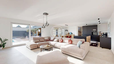 Maison - 170 m² - 6 pièces