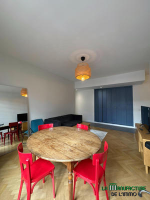 Appartement - 85 m² - 4 pièces