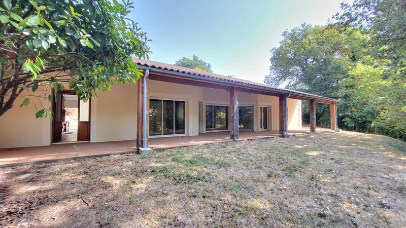 Maison - 161 m² - 8 pièces