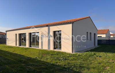Maison - 150 m² - 4 pièces