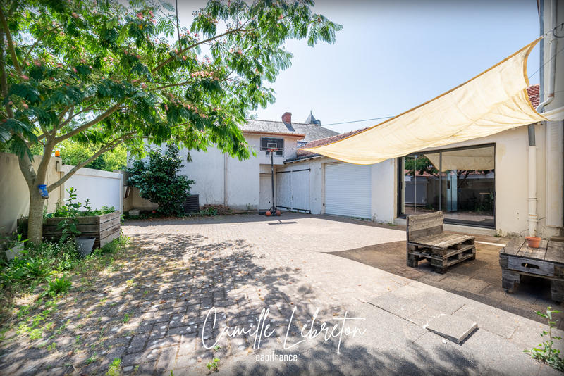 Maison - 170 m² - 6 pièces