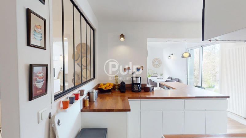 Maison - 122 m² - 6 pièces