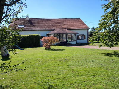 Maison - 256 m² - 8 pièces