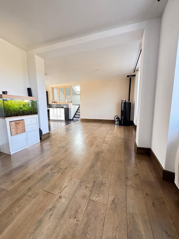 Maison - 94 m² - 5 pièces