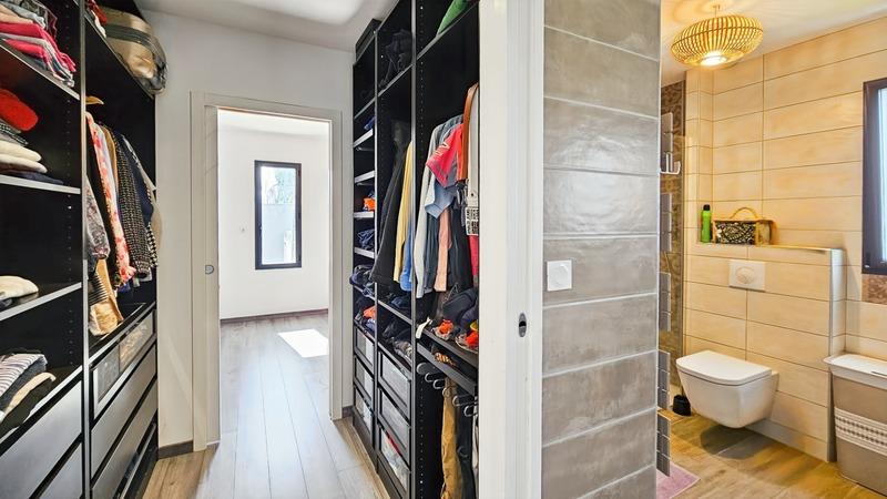 Maison - 161 m² - 6 pièces