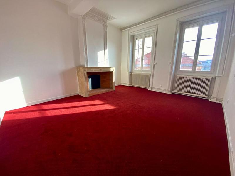 Duplex - 250 m² - 8 pièces