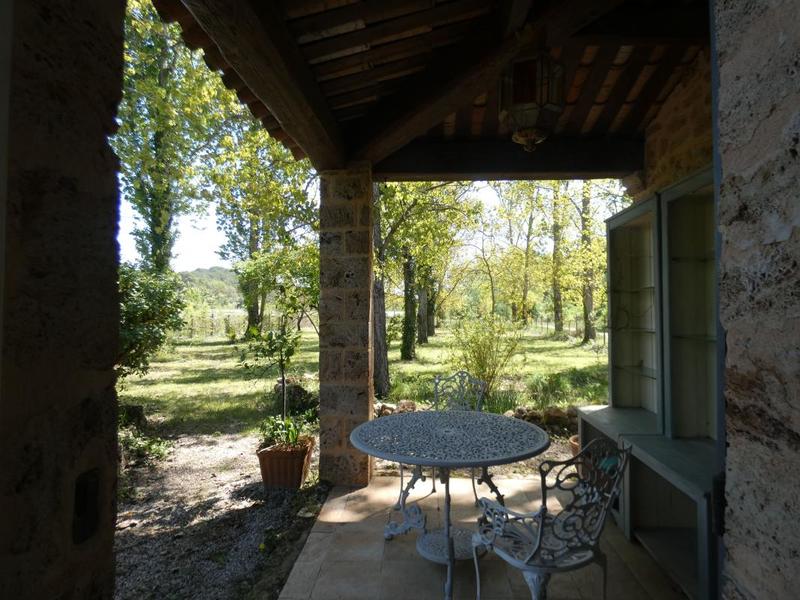 Villa - 305 m² - 9 pièces