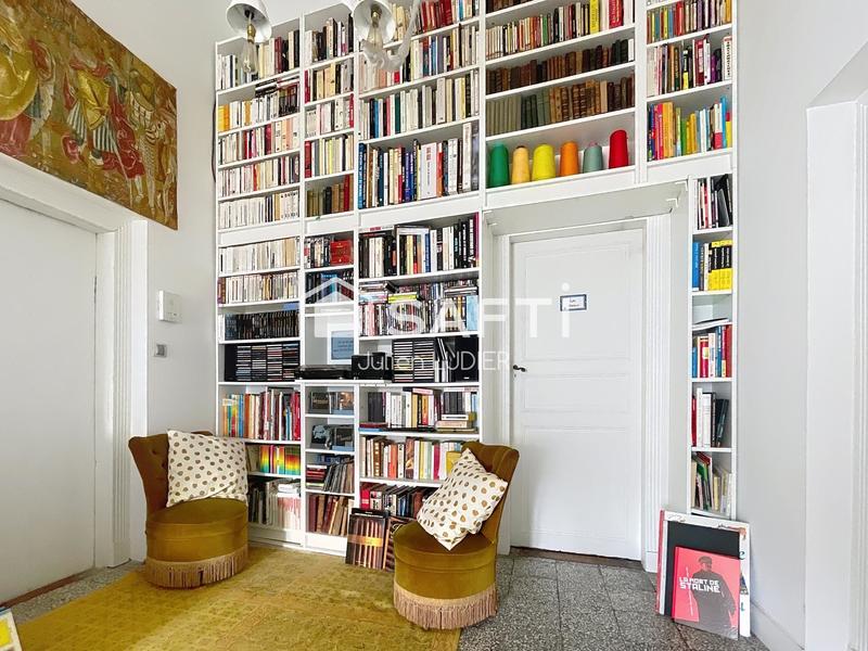 Hôtel particulier - 605 m² - 20 pièces