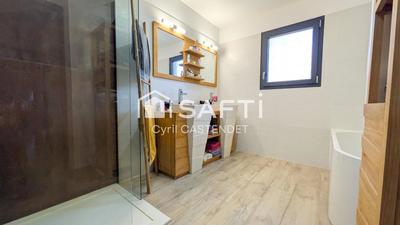 Maison - 144 m² - 5 pièces