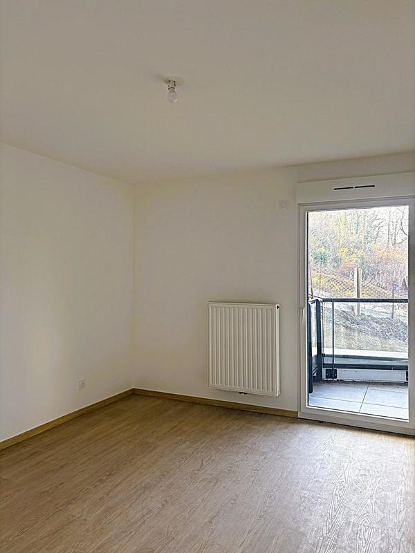 Appartement - 99 m² - 4 pièces