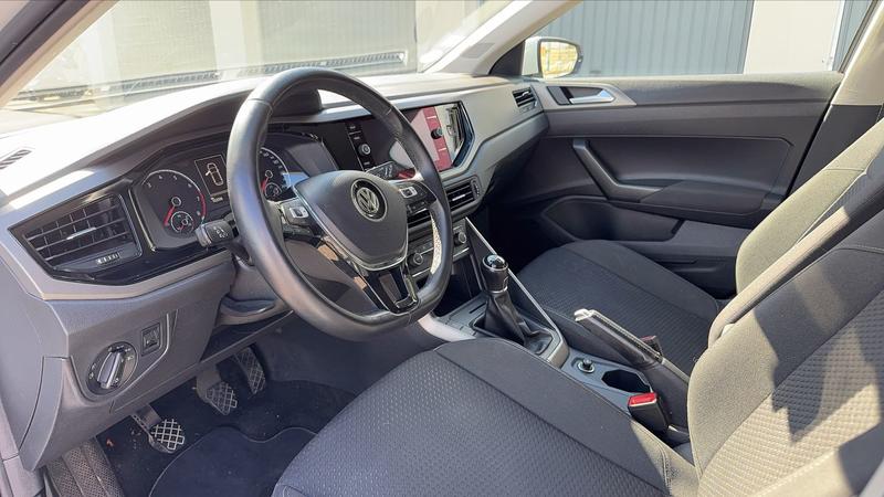 Volkswagen Polo VI 1.0 65 Confortline