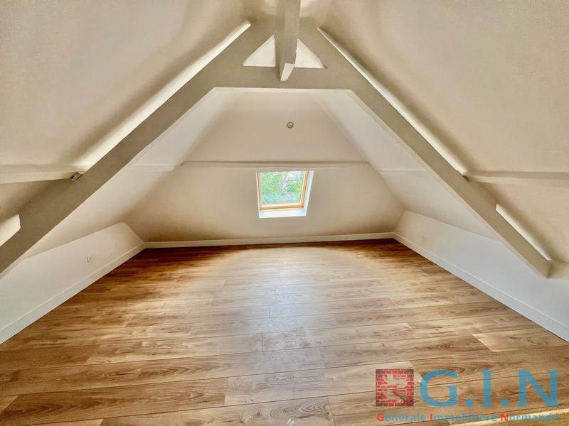 Maison - 110 m² - 6 pièces