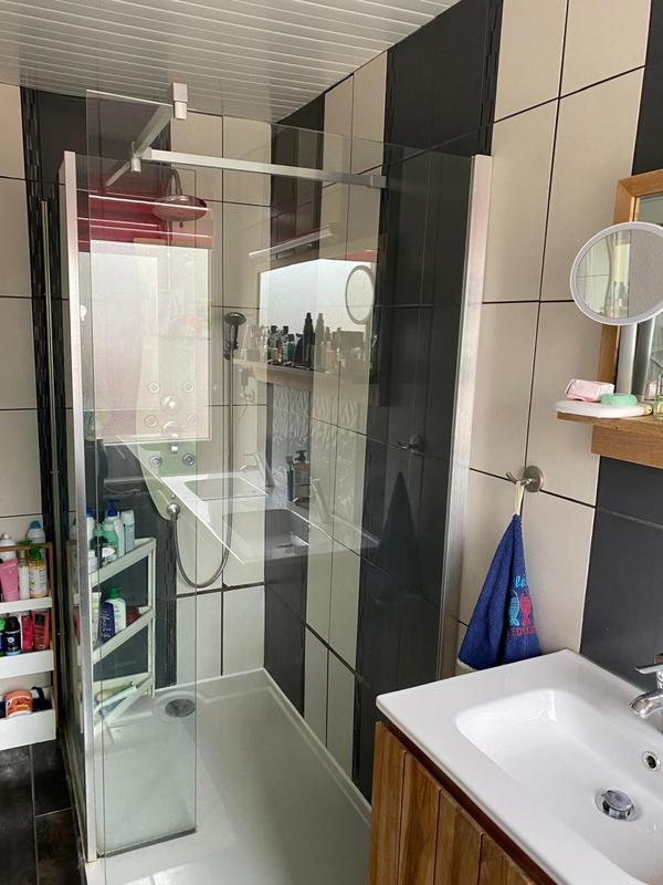 Maison - 243 m² - 6 pièces