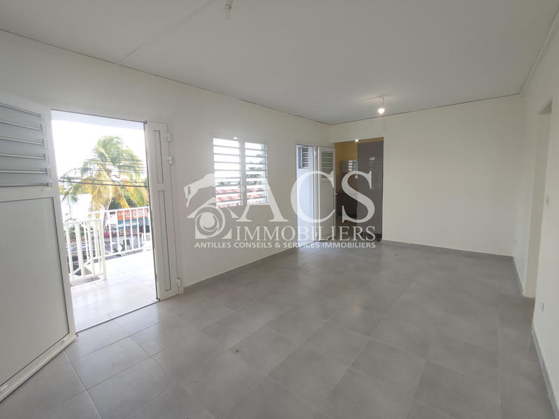 Appartement - 70 m² - 4 pièces