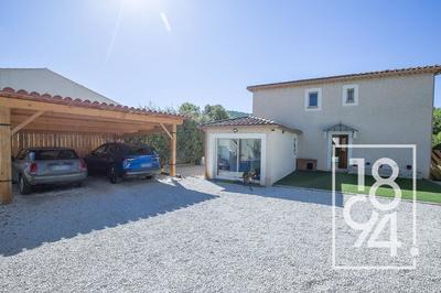 Maison - 120 m² - 4 pièces