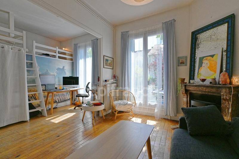 Appartement bourgeois - 53 m² - 3 pièces