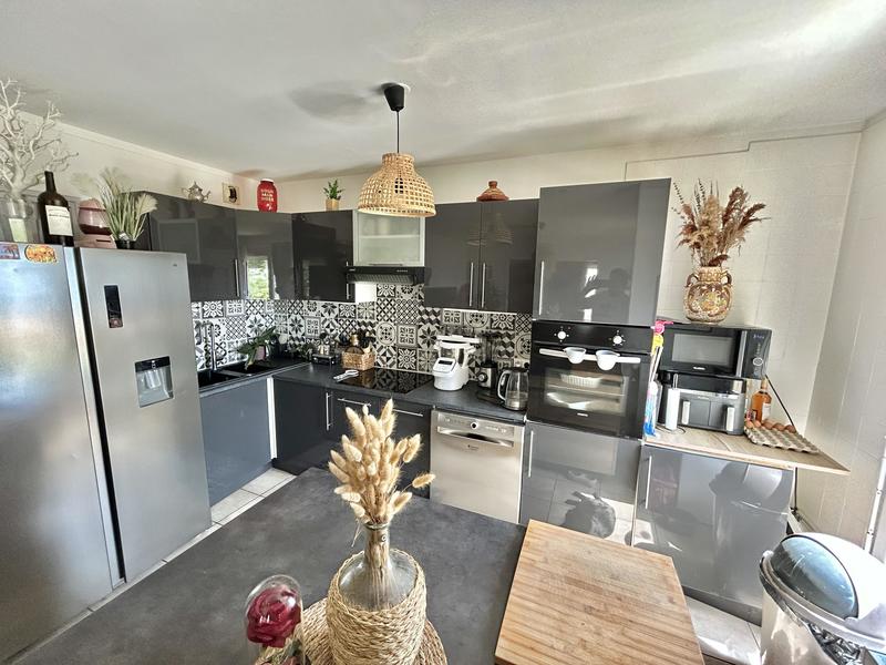 Appartement - 75 m² - 4 pièces