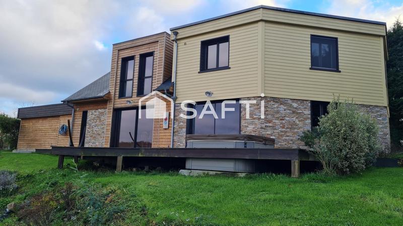 Maison - 220 m² - 6 pièces