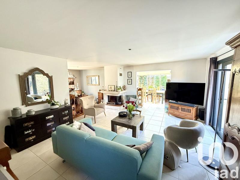 Maison - 195 m² - 7 pièces