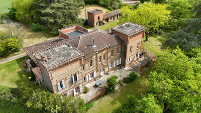 Maison de maîtres - 430 m² - 9 pièces