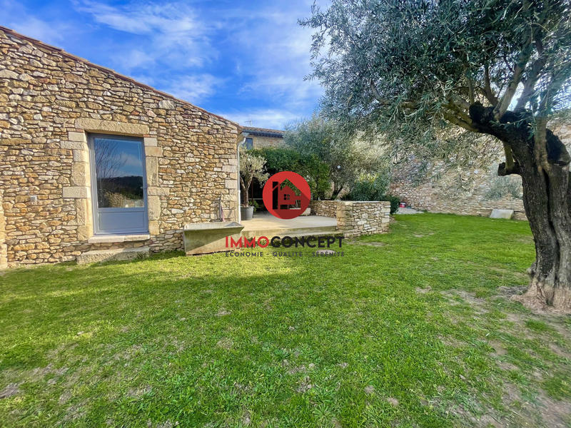 Mas - 270 m² - 7 pièces