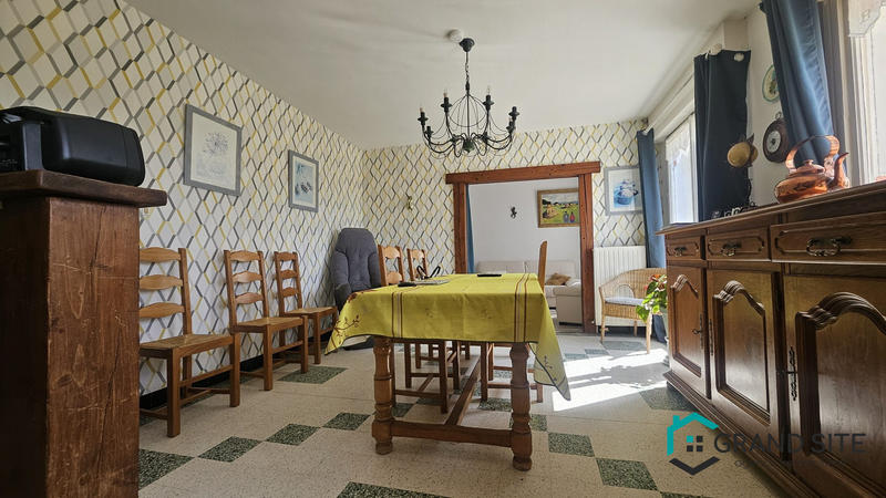 Maison - 101 m² - 5 pièces