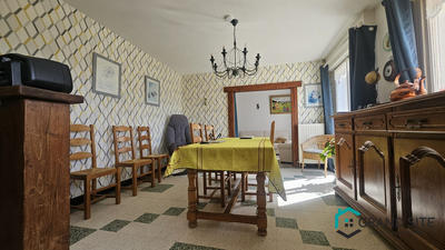 Maison - 101 m² - 5 pièces