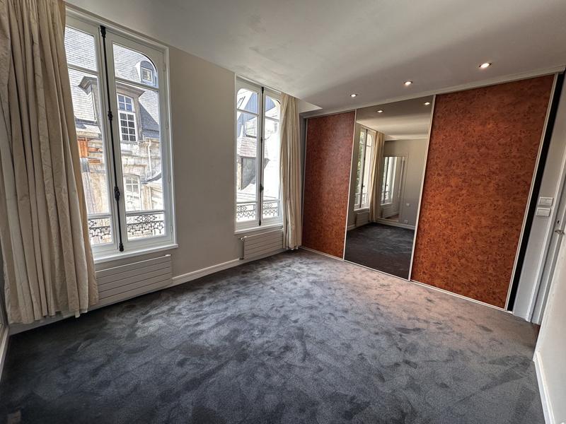 Appartement - 116 m² - 5 pièces