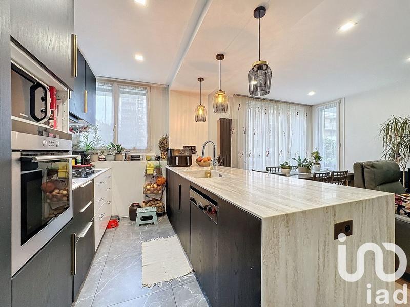 Appartement - 81 m² - 4 pièces