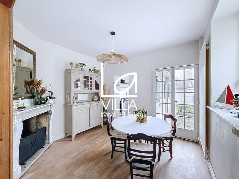 Maison traditionnelle - 75 m² - 4 pièces