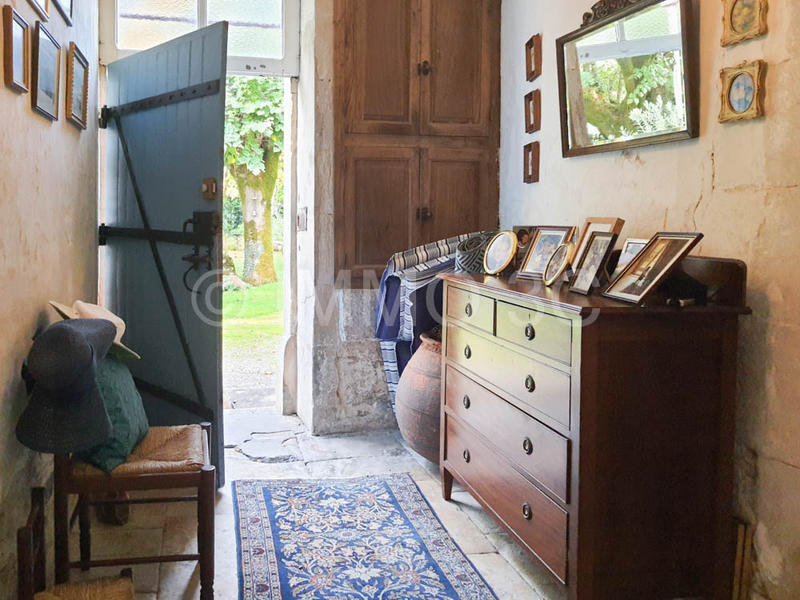 Maison en pierre - 189 m² - 4 pièces