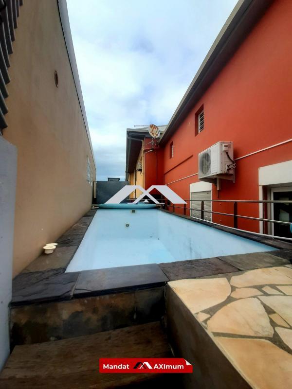 Maison - 83 m² - 3 pièces