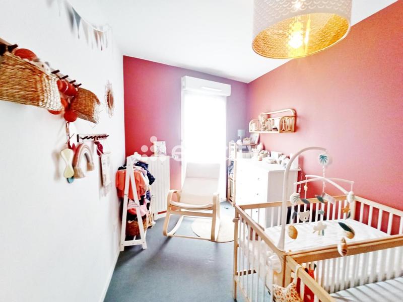 Appartement - 82 m² - 4 pièces