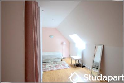 Chambre - 15 m² - 1 pièce
