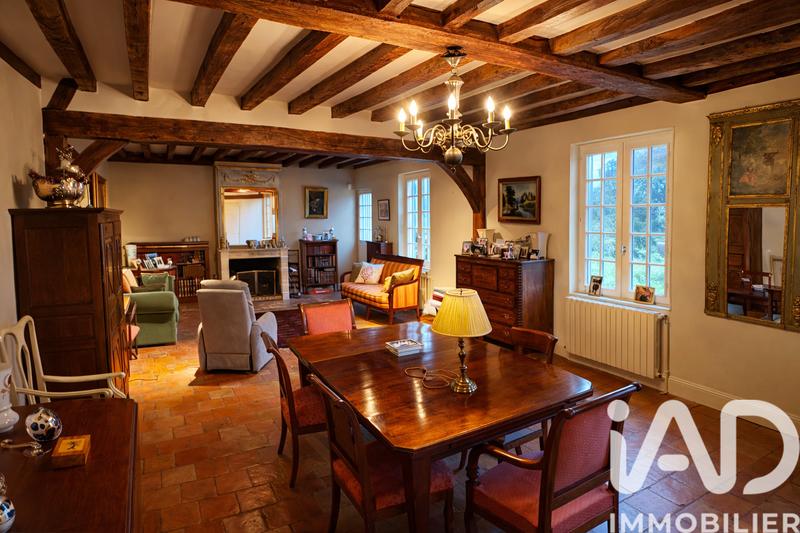 Maison - 236 m² - 7 pièces