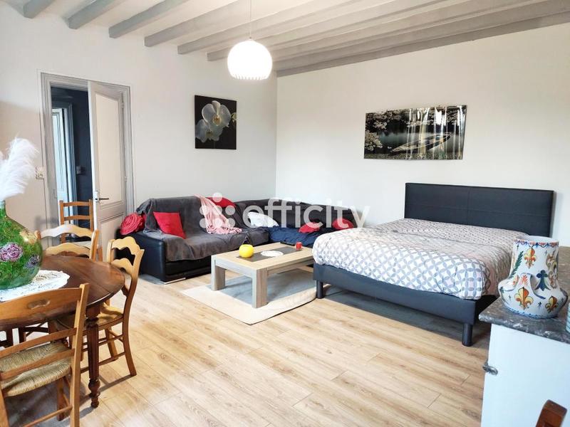 Maison - 208 m² - 6 pièces