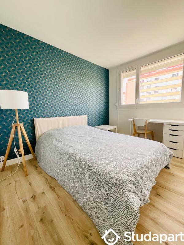 Chambre - 12 m² - 1 pièce