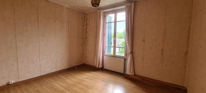 Maison - 101 m² - 6 pièces