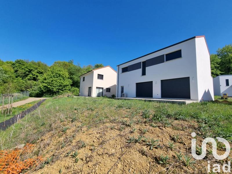 Maison - 185 m² - 5 pièces
