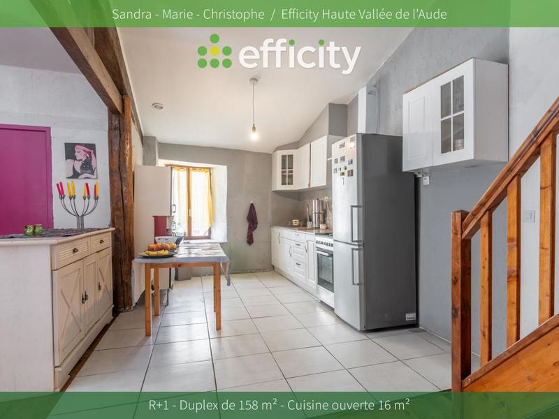 Maison de village - 232 m² - 8 pièces