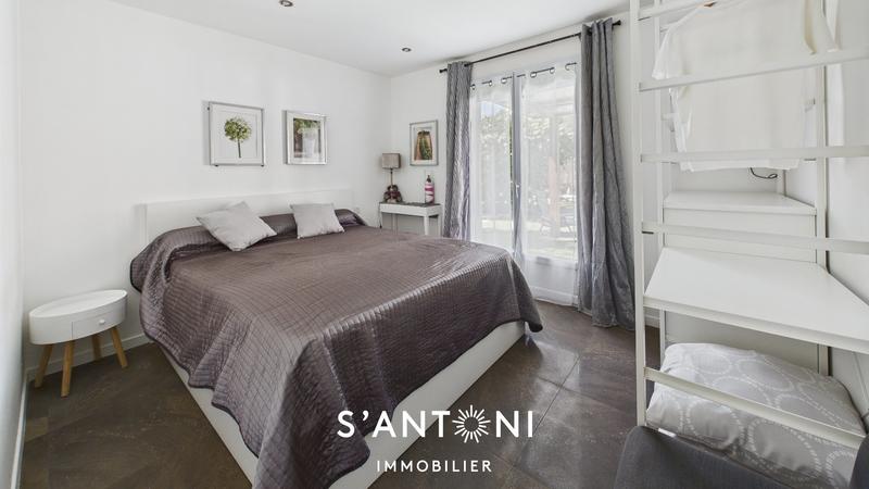 Maison - 160 m² - 5 pièces