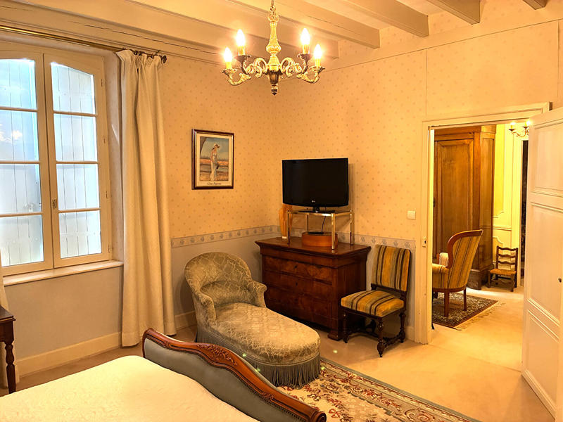 Maison - 200 m² - 7 pièces